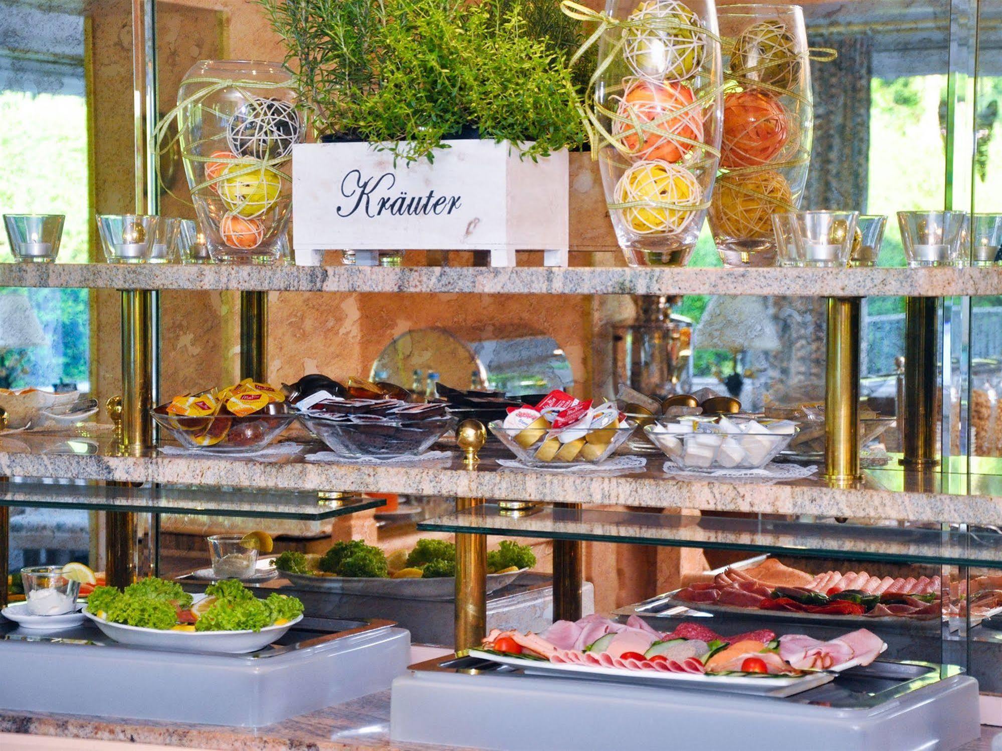 Quellenhof Hotel 3*